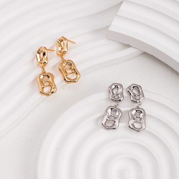 ✨ Classic Sterling Silver Earrings Hypoallergenic - Picture 3 of 3